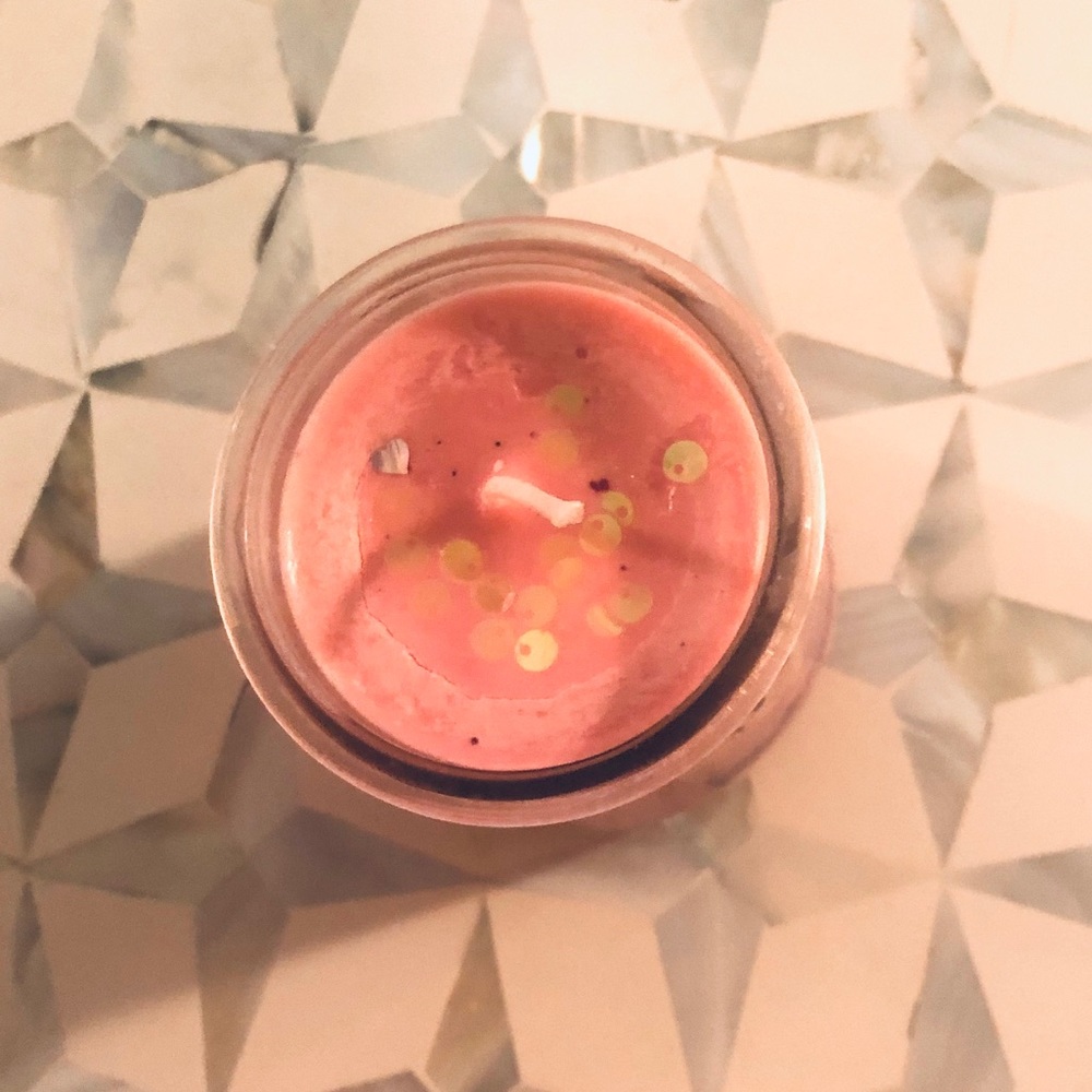 NWT Raspberry Blueberry Crumble Candle - Picture 4 of 4